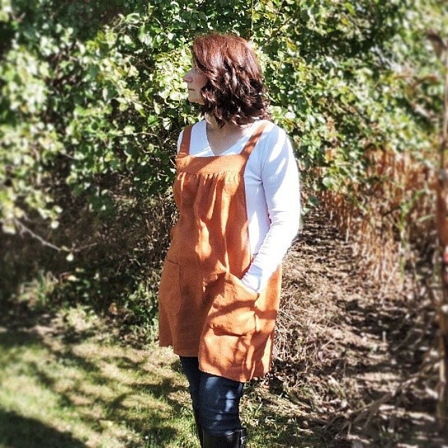 Linen Pinafore Apron handcrafted by Laurie's Gifts