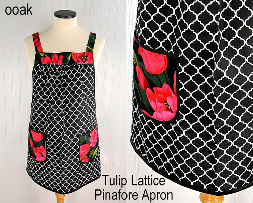 SHIPS FAST ~ Tulip Lattice Pinafore Apron with no ties, plus size smock apron with pockets, Standard Size (fits L/XL/2X) ooak, ready to ship